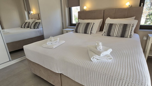 ELKORINI VILLA - Foto 3, Habitación