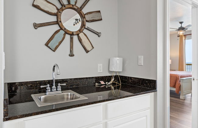 Calypso Resort and Towers by Book That Condo - Photo 68