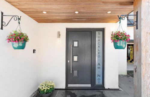 Shackled-Am-Not - Luxury home sleeps 8 with hot tub and games room North Cornwall - Foto 2