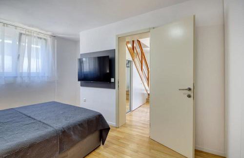 House Breeze - Premantura, 4 bedroom house with pool, jacuzzi, sauna and gaming room - Foto 56
