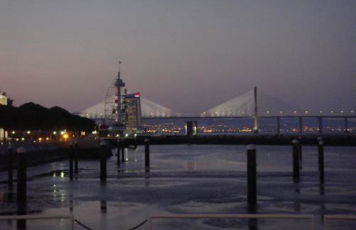 LxRiverside Suite Apartment - Photo 59