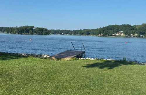 Lazy Lake Life Awaits! - Foto 39