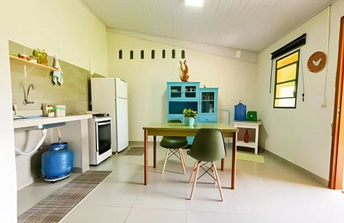 Casinha Amarela - anexo ao Camping Pé na Jaca - Foto 9