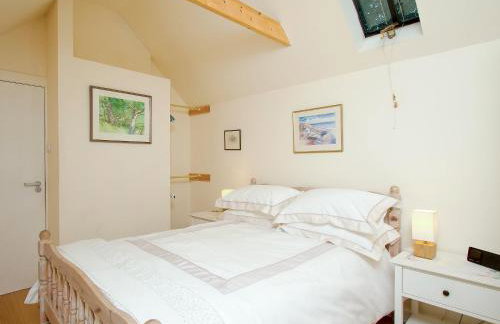 Tullibole Castle Longhouse - Photo 7