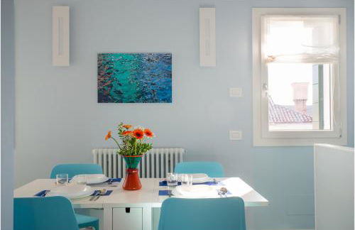 Tiffany Home - Photo 12