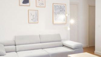 City Center Penthouse with Solarium 2 minutes from the Beach - Photo 5