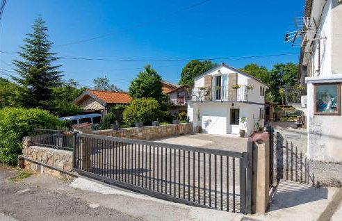 1 Bedroom Beautiful Home In Jurdani - Foto 7