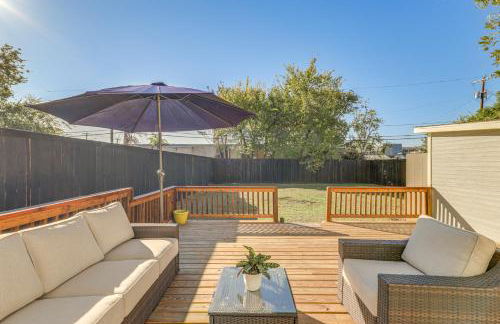 Walk to Cultural District Fort Worth Home with Yard - Foto 1