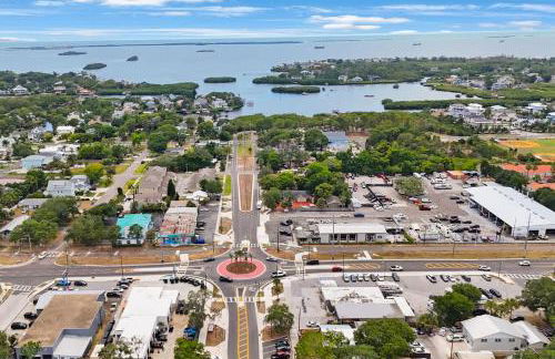 6B Waterfront Game Room Pool Hot Tub Dock - Foto 16