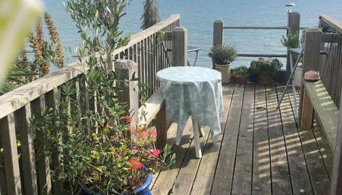 Lyme Clifftop Hideaway - Photo 3