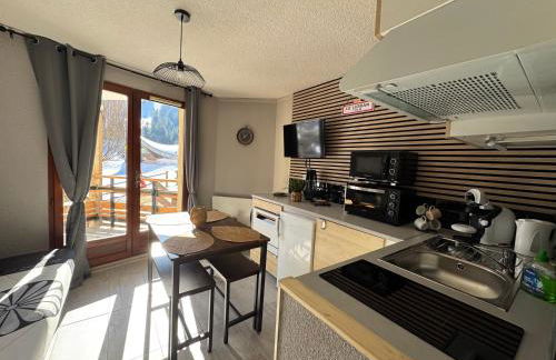 Studio au pied des pistes avec accès privé par son balcon - Foto 1