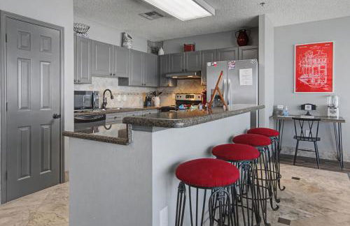 Shop and Dine Fort Worth Condo with Racetrack Views! - Photo 17