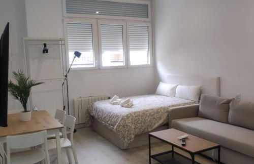 DH Estudios Lopez de Hoyos - Photo 5