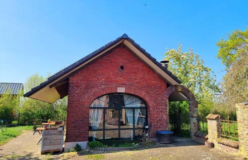 Das alte Backhaus auf dem Bio-Bauernhof - Foto 3