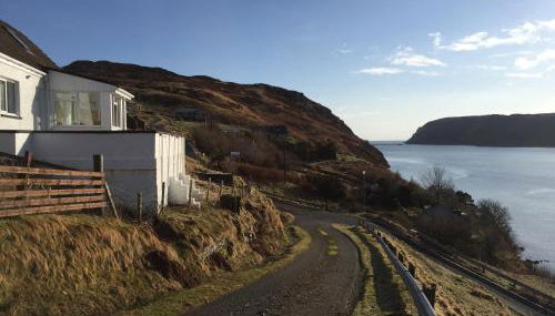 Sealoch Cottage - Photo 3