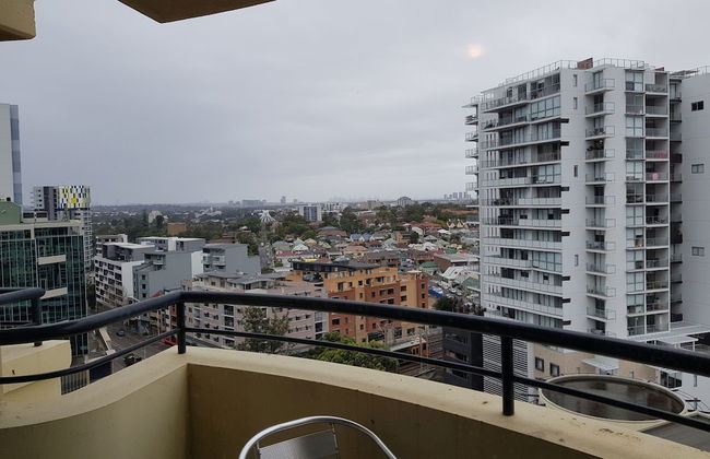 Parramatta Hotel in Mantra Building - Photo 14