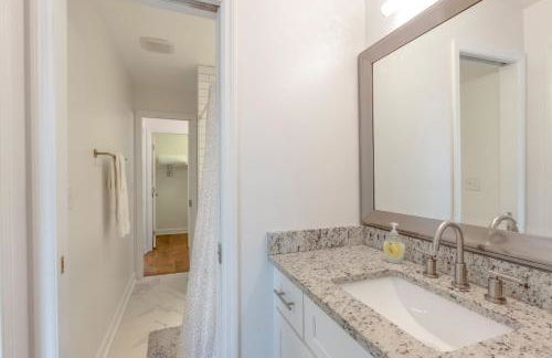 Steps from Vandy, live music-Downtown 9 mins away! - Foto 46