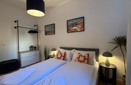 BeckHomes Munich- Large 210 sqm Central Apartment- 7 BR, 6Baths, 3 Kitchens, Up to 18 Guests - Foto 70