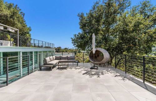 Spacious 4BR Retreat with Private Pool, Pool Table and Fast Wi-Fi Sleeps 9 Quiet Clinton Location - Foto 12