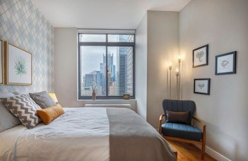 Modern Bright Times Sq 1BR w Indoor pool NYC-8 - Foto 9