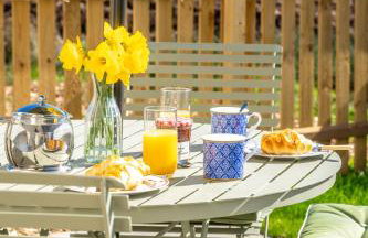 Funzi- Private Norfolk Retreat dog friendly garden - Photo 17