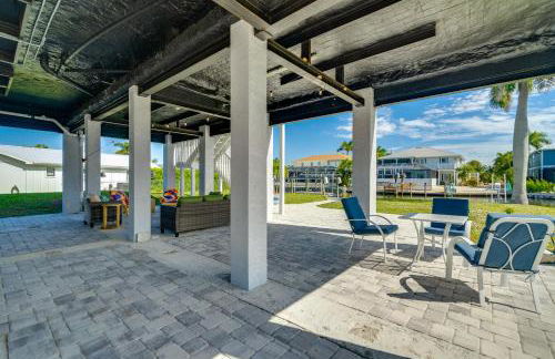 Boat Dock and Patio Canal-Front St James City Home! - Foto 25