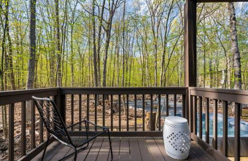 The Blue Forest Chalet - Kayak, Hike, Hot Tub - Foto 36