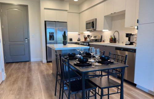 Stunning Haven with Pool Gym Parking Close to Disneyland - Foto 61