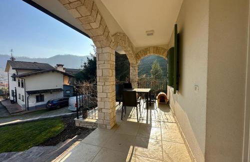 Welc-ōM Luxury Hillside Retreat - Photo 10