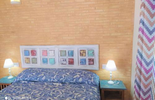 Gran adosado de esquina muy cerca de la playa en la Antilla - Foto 27