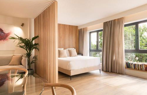 Puerta Catedral Suites - Photo 9