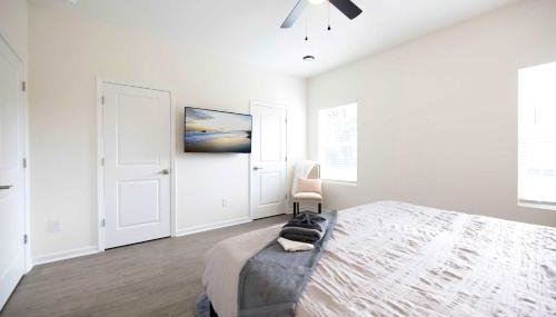 5 Min to Downtown - 12 to Elon - Deck - Wi-Fi - Foto 3