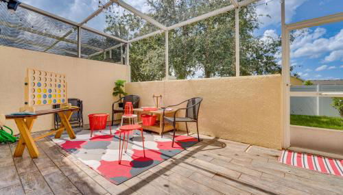 10 Mi to Disney World Townhome with Community Pool! - Foto 1