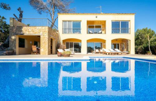 The beauty of Cala Tamarit - Foto 9