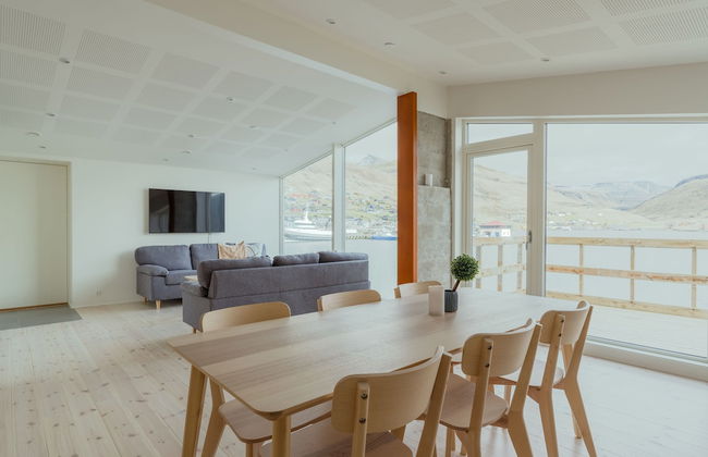 Seaside Nest | Charming Waterfront Retreat - Foto 8