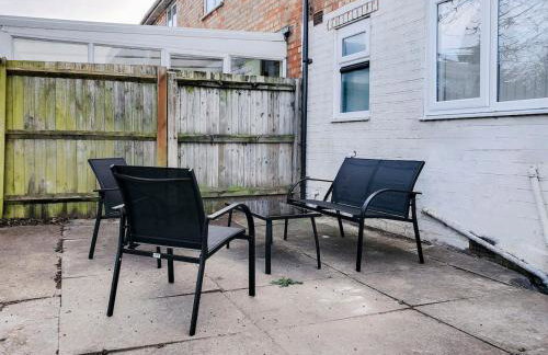 Spacious 3 Bedroom Home - Near Nec, Birmingham Airport & Solihull - Foto 27