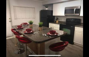 Niagara Falls (USA) Minutes to EVERYTHING - Photo 1