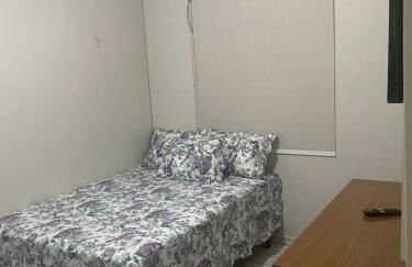 Apartamentos 1Qto, Cozinha Completa, até 4 hospedes Jr Catito - Foto 28