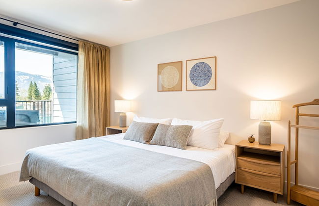 Sea Eagles Landing by Revelstoke Vacations - Photo 12