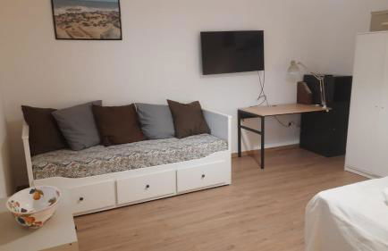 Seaside Villa with Hot Tub, 5mins walk from the sea - Foto 13