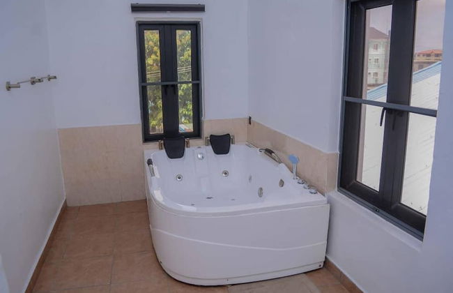 Bamgbose Apartments in Surulere, Lagos Nigeria - Foto 4