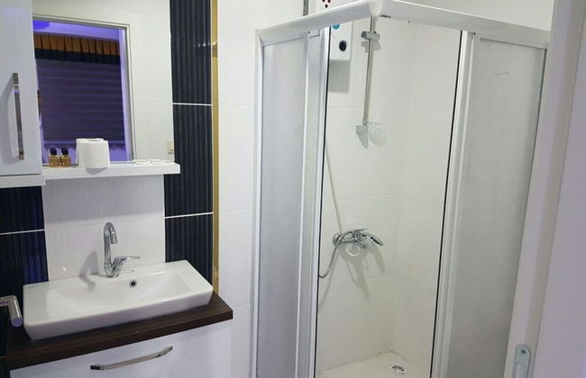 Lara Suit - Photo 16