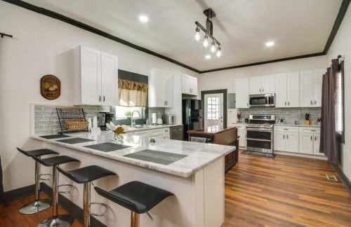 Updated North Greenwood Cottage Less Than 1 Mi to Dtwn! - Foto 9