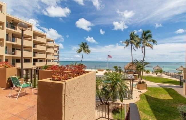 Picturesque 2 Bedroom Condo with Fabulous Ocean Views. 2 Condo by RedAwning - Foto 24