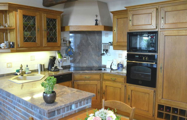 Stylish Holiday Home in Han-sur-lesse With Terrace - Foto 9