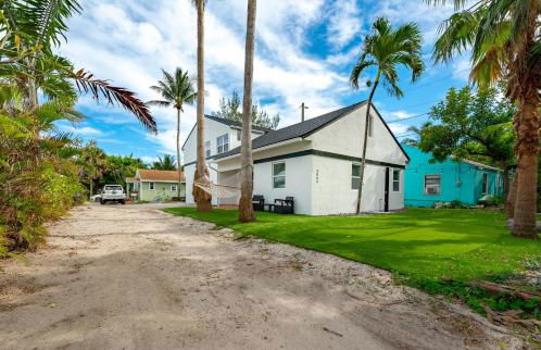 Recently Remodeled + Mins from Beach and Downtown - Foto 24