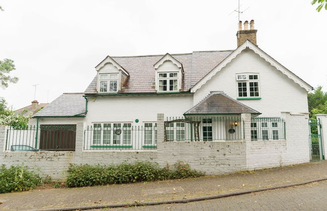 HOLIDAY HOME OF THE MONTH Finchley Sleeps 4 - Foto 26