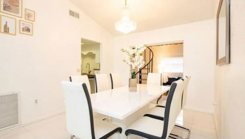 Waterfront 2-Story Villa with Heated Pool - Foto 4