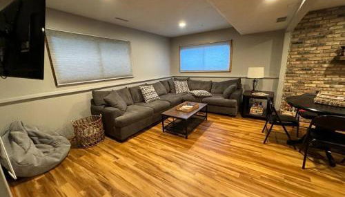 Parkside Getaway- Spacious Six Bedroom Home for Families & Friends - Foto 5, Game Room