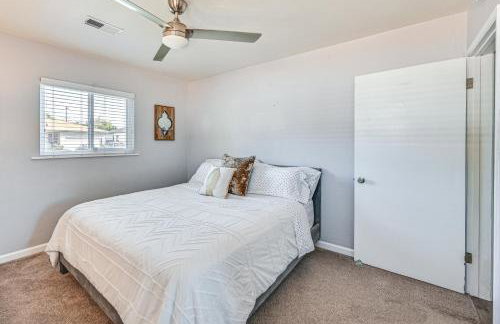 Walkable Chula Vista Home with Covered Patio - Foto 13